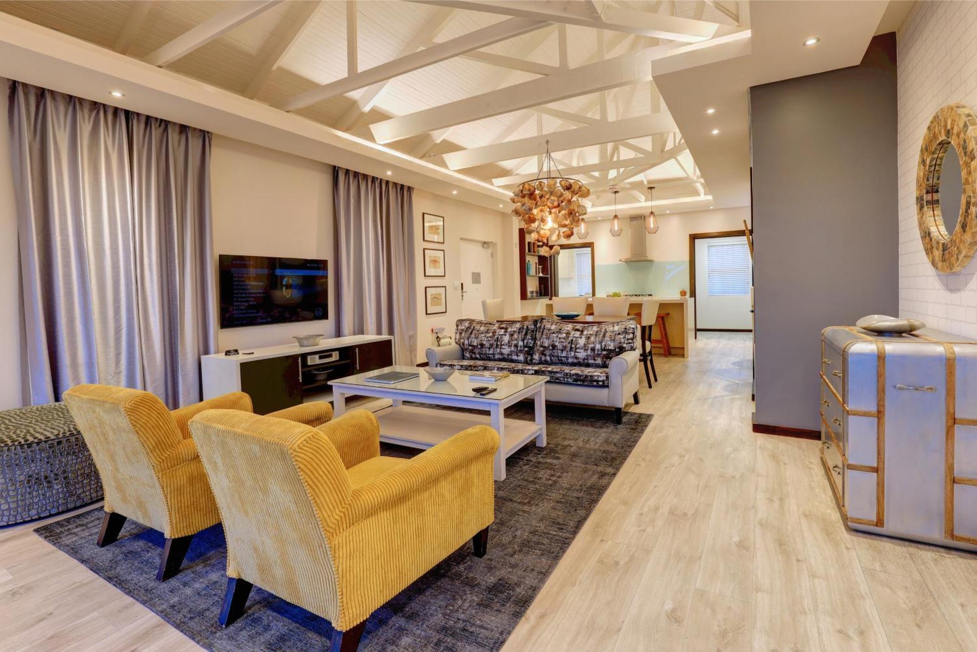 Protea Hotel By Marriott Mossel Bay Bagian luar foto
