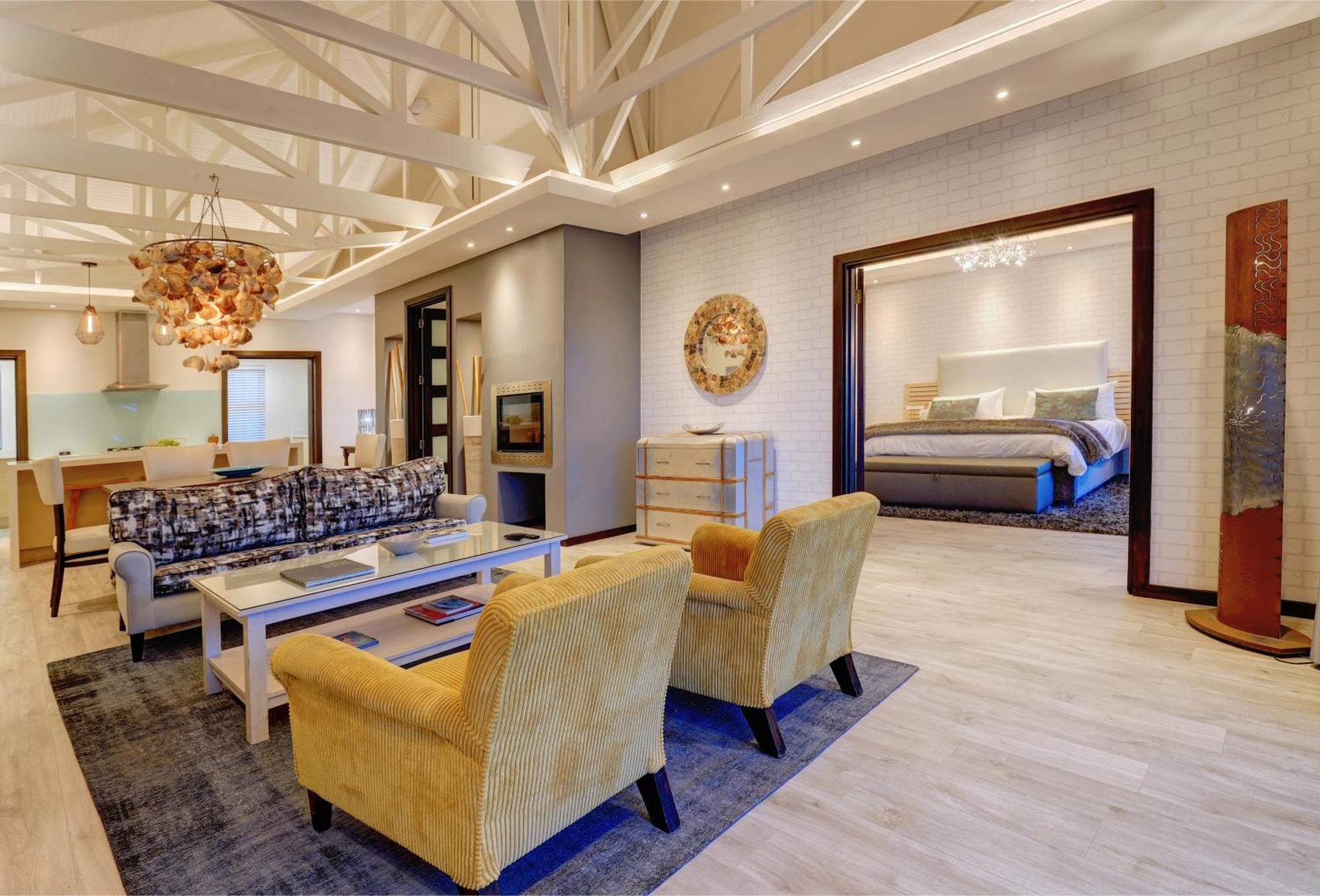 Protea Hotel By Marriott Mossel Bay Bagian luar foto