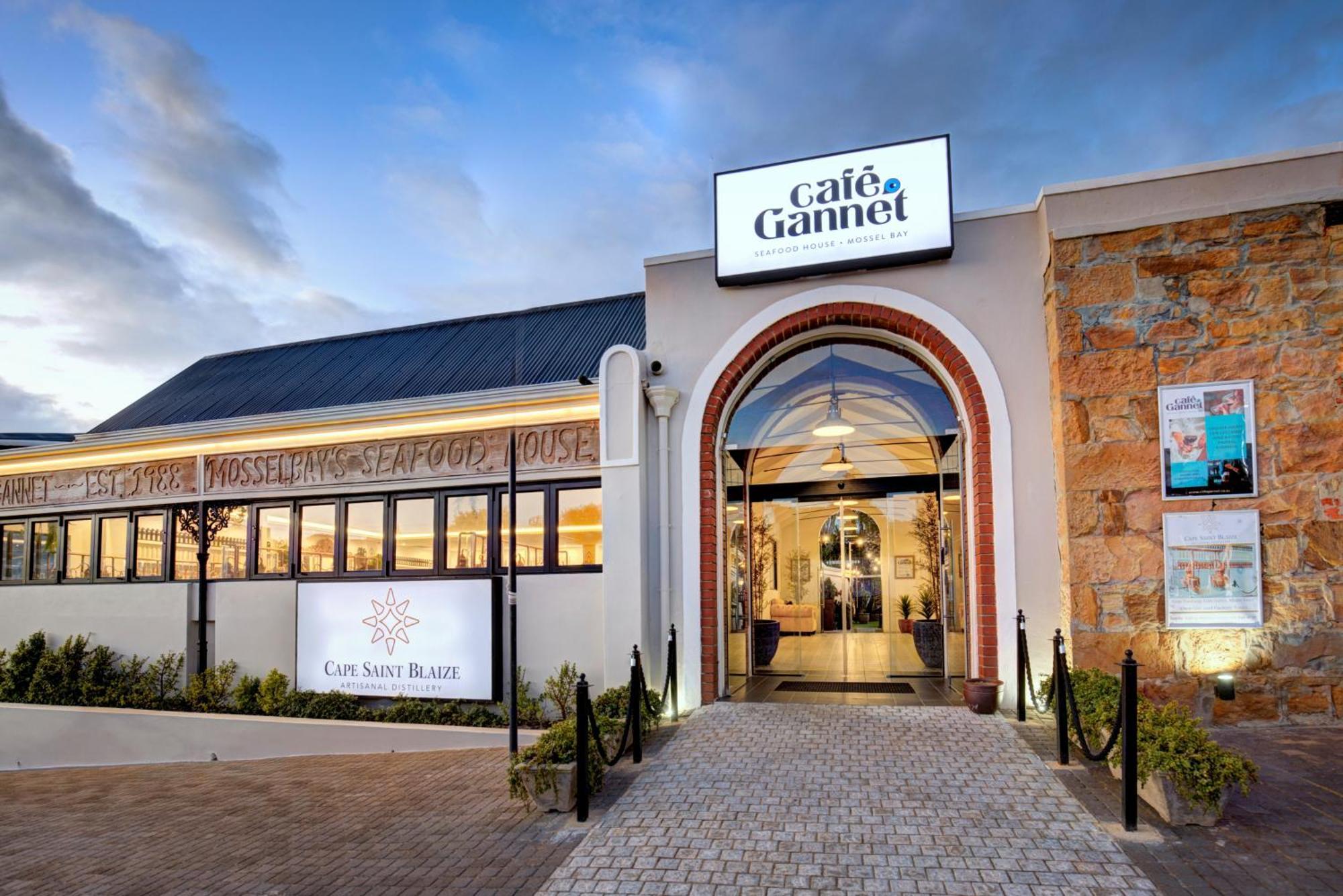 Protea Hotel By Marriott Mossel Bay Bagian luar foto