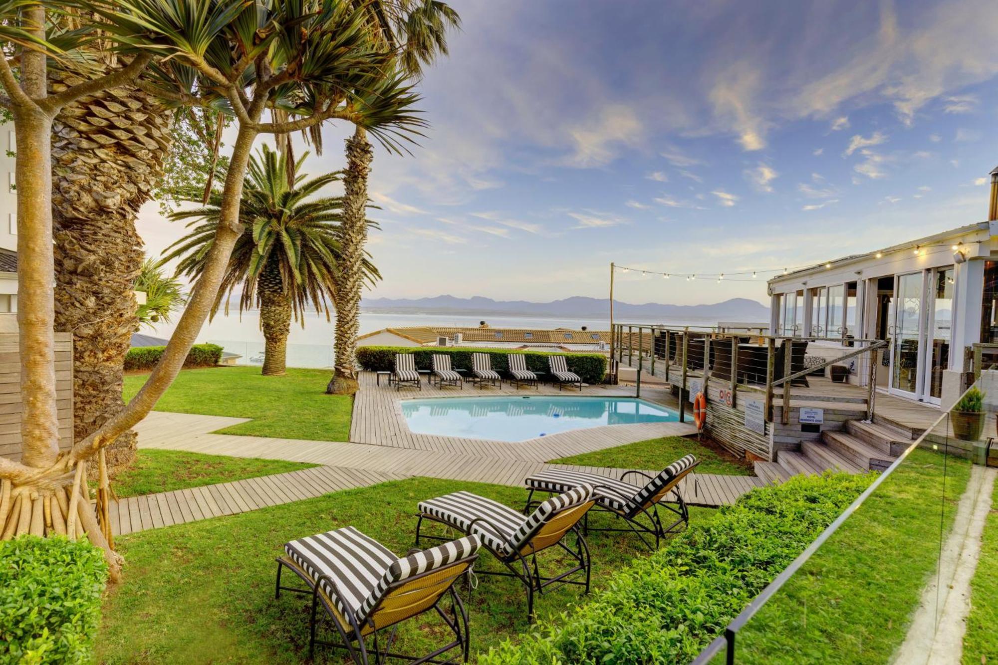 Protea Hotel By Marriott Mossel Bay Bagian luar foto