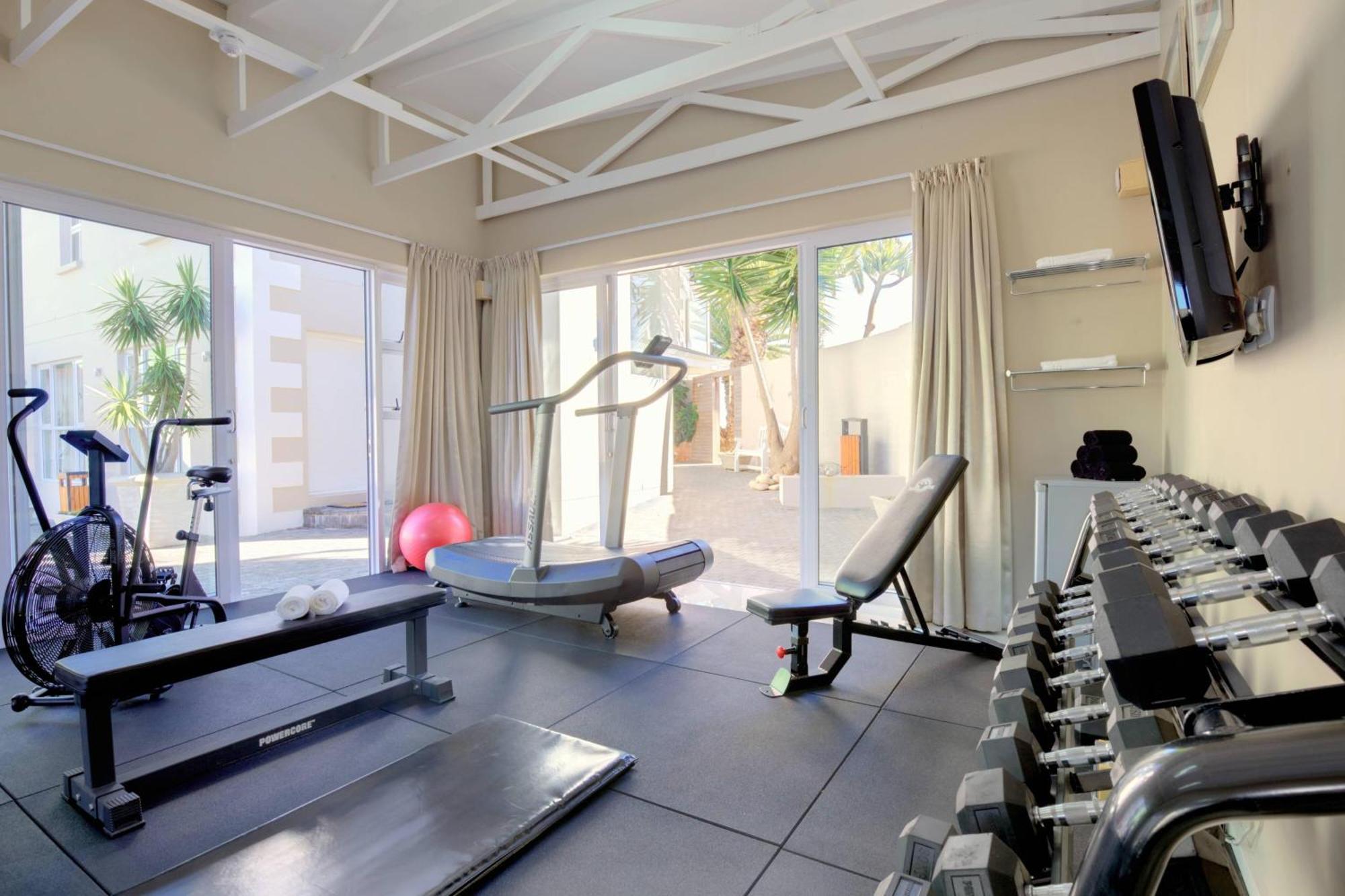 Protea Hotel By Marriott Mossel Bay Bagian luar foto